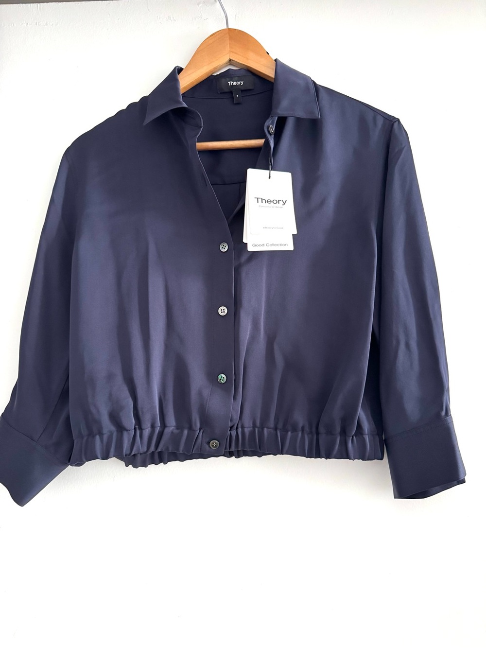 Theory Women's Navy Satin Button-Down Cropped Blouse 100% Silk